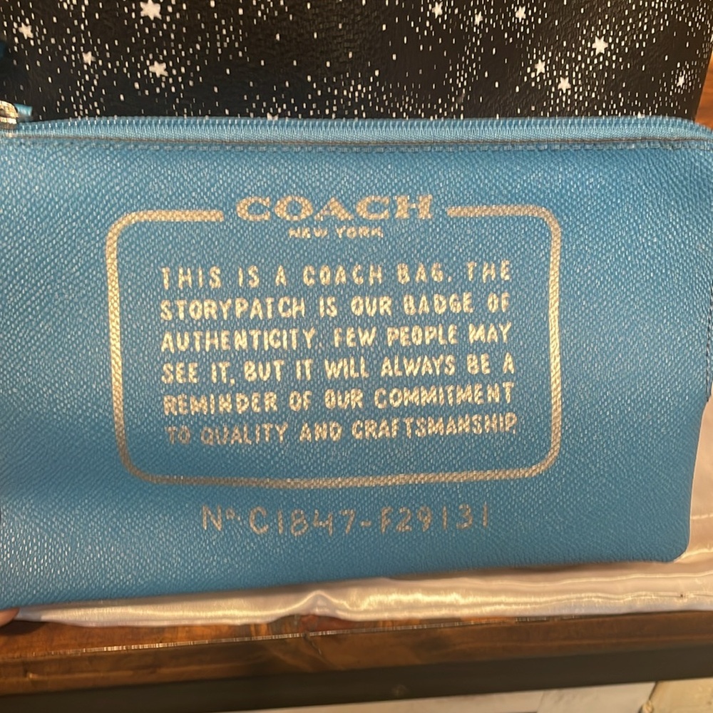 Coach NWT Celestial Reversible Leather Tote & Pouch Set MSRP $350 - Picture 5 of 10